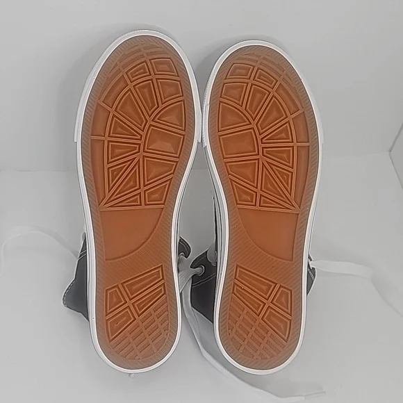 Unisex Canvas Sneakers, Size 6, Color Black and White - Picture 4 of 7